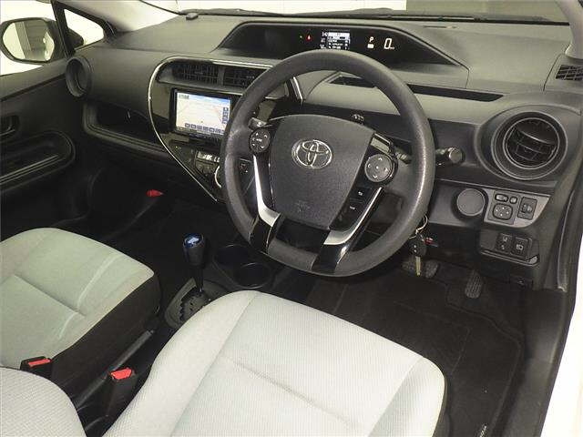 TOYOTA AQUA 2020