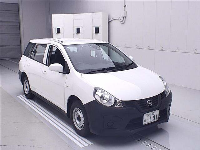 NISSAN AD 2024
