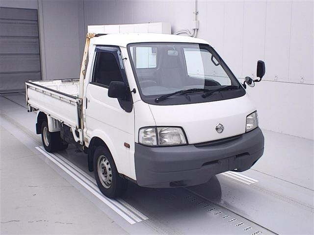 NISSAN VANETTE TRUCK 2015