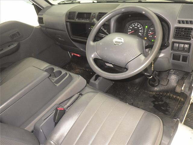 NISSAN VANETTE TRUCK 2015