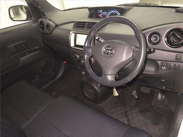 TOYOTA BB 2008