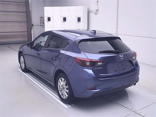 MAZDA AXELA 2019