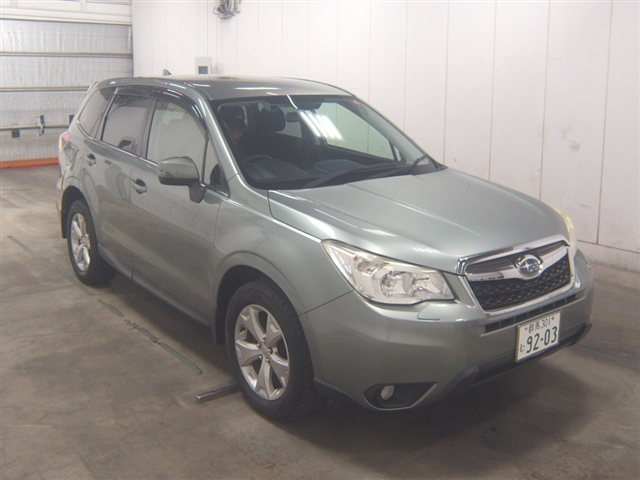 SUBARU FORESTER 2014