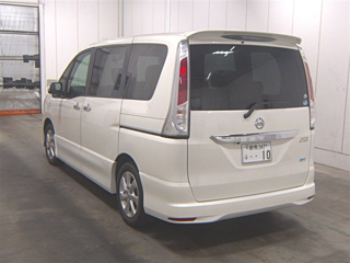 NISSAN SERENA 2011