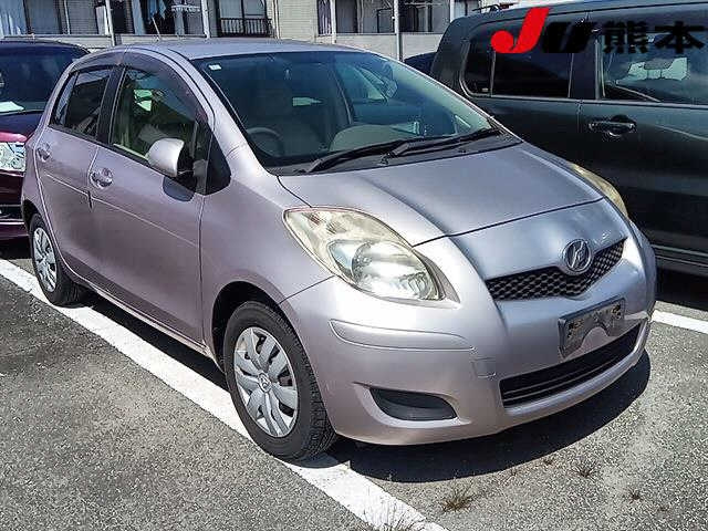 TOYOTA VITZ 2009