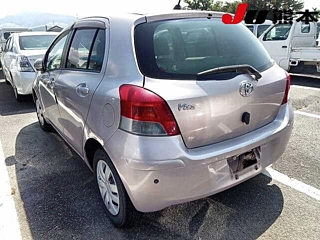 TOYOTA VITZ 2009