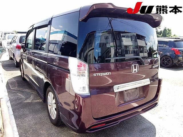 HONDA STEP WAGON 2010