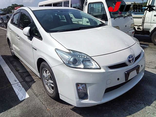 TOYOTA PRIUS 2011