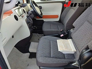 TOYOTA PORTE 2012