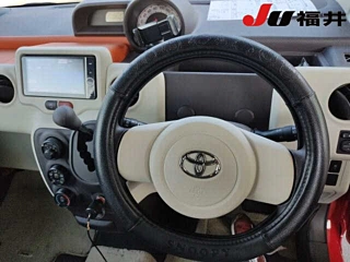 TOYOTA PORTE 2012