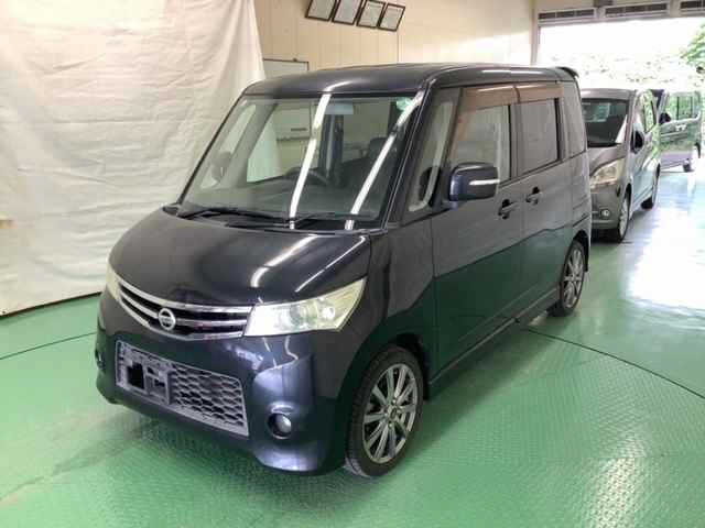 NISSAN ROOX 2011