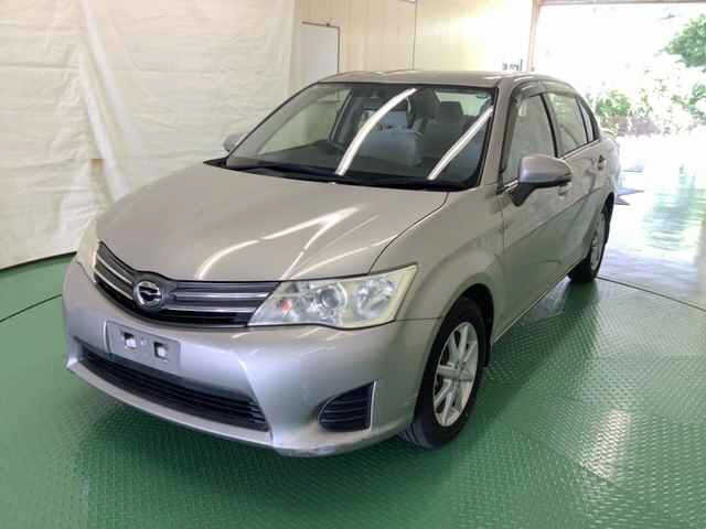 TOYOTA COROLLA AXIO 2013