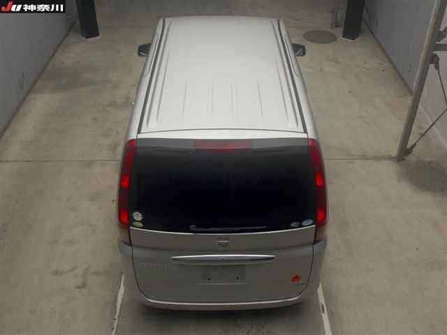 NISSAN SERENA 2010