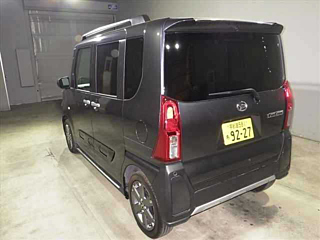 DAIHATSU TANTO 2023