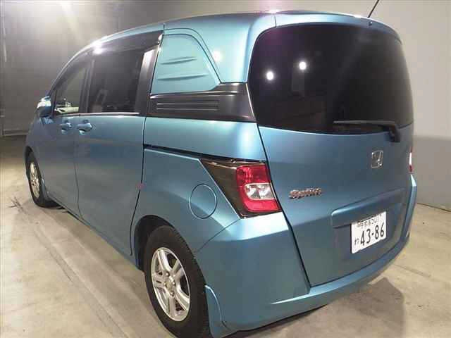 HONDA FREED 2012