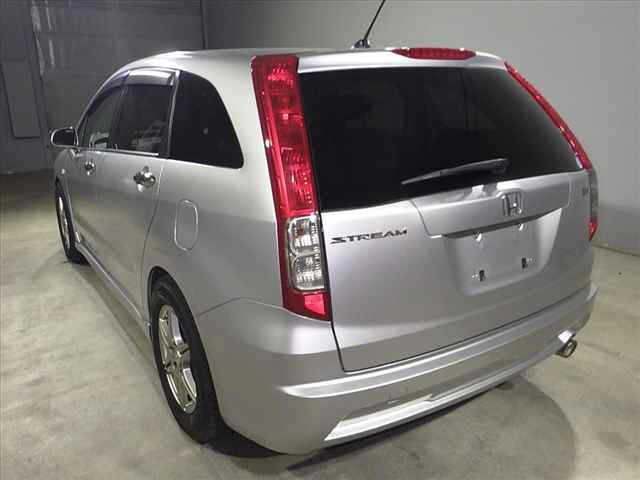 HONDA STREAM 2008
