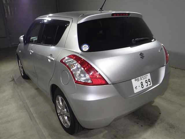 SUZUKI SWIFT 2011