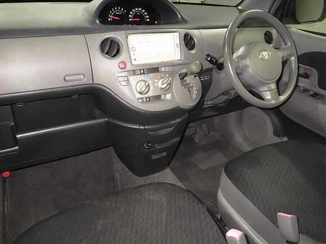 TOYOTA SIENTA 2008