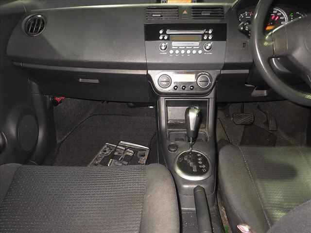 SUZUKI SWIFT 2009