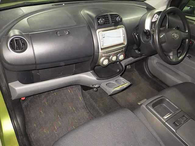 TOYOTA PASSO 2010