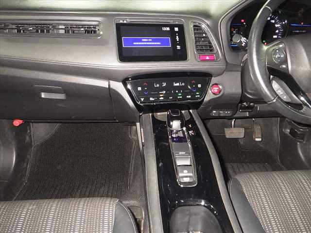 HONDA VEZEL 2014