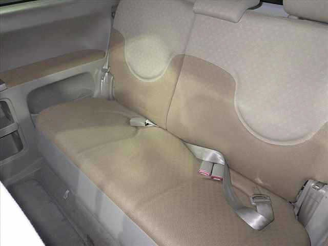 TOYOTA PORTE 2008