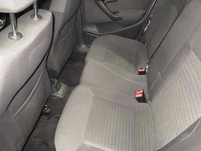 VOLKSWAGEN POLO 2012