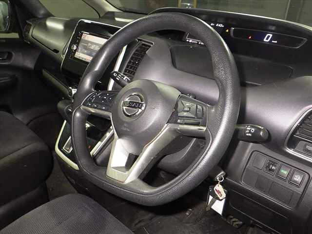 NISSAN SERENA 2018
