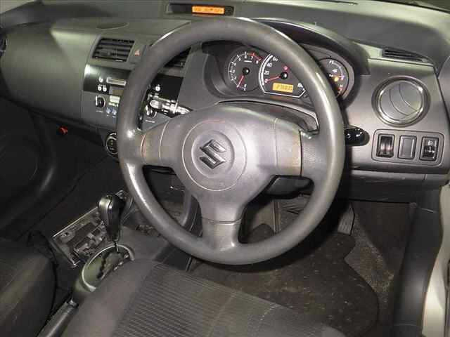SUZUKI SWIFT 2009