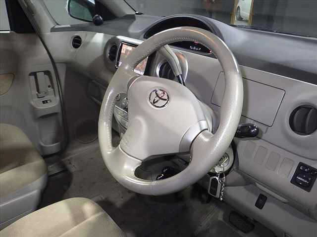 TOYOTA PORTE 2008