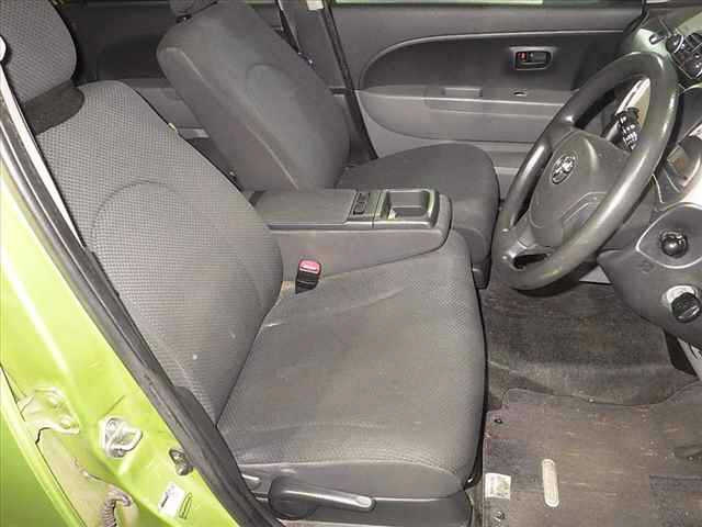 TOYOTA PASSO 2010