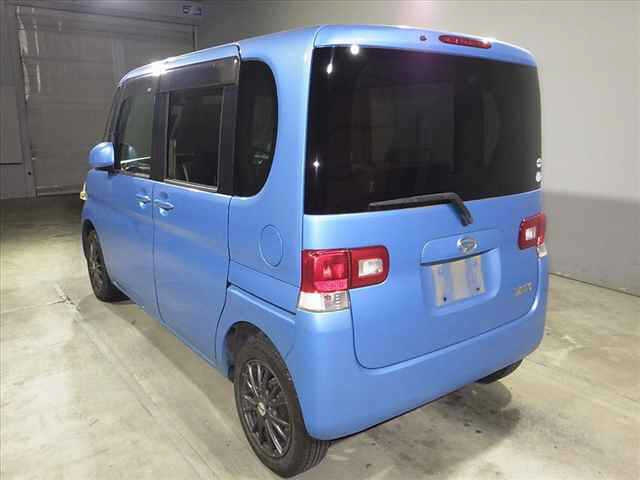 DAIHATSU TANTO 2008