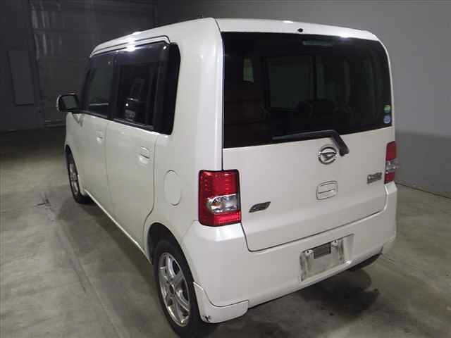 DAIHATSU MOVE CONTE 2013
