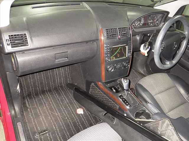 MERCEDES BENZ A CLASS 2009