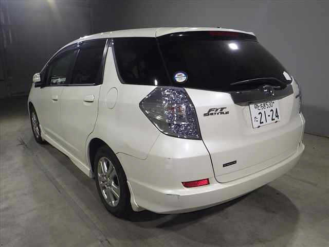HONDA FIT SHUTTLE 2011