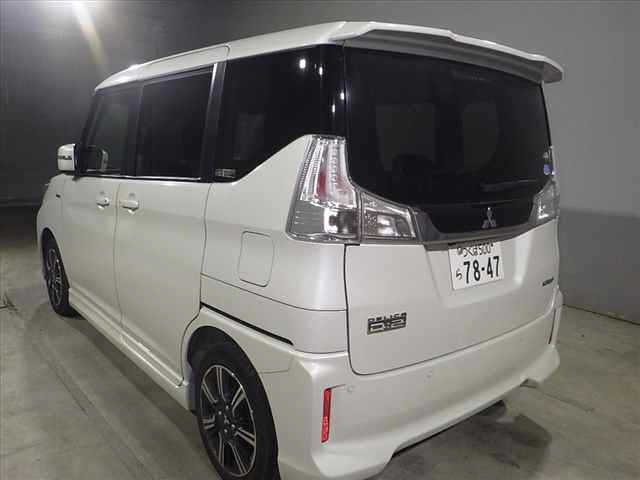 MITSUBISHI DELICA D2 2020