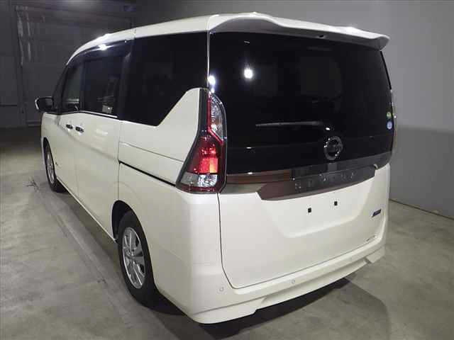 NISSAN SERENA 2016
