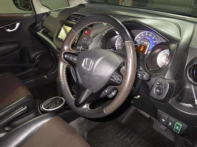 HONDA FIT SHUTTLE 2012
