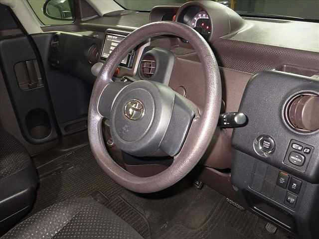 TOYOTA SPADE 2013