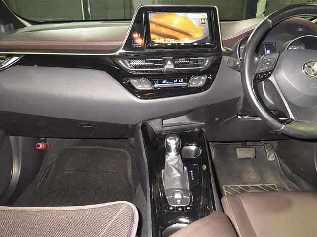 TOYOTA C-HR 2018