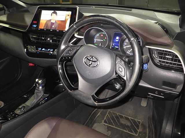 TOYOTA C-HR 2018