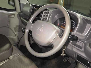MITSUBISHI MINICAB VAN 2015