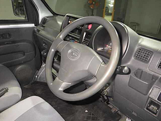 DAIHATSU HIJET VAN 2013