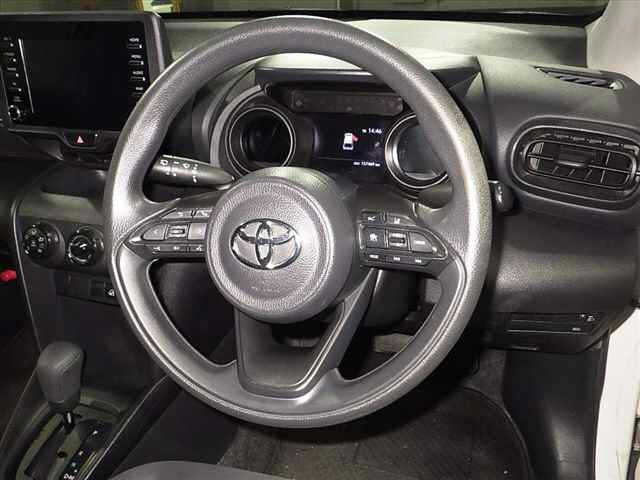 TOYOTA YARIS CROSS 2020
