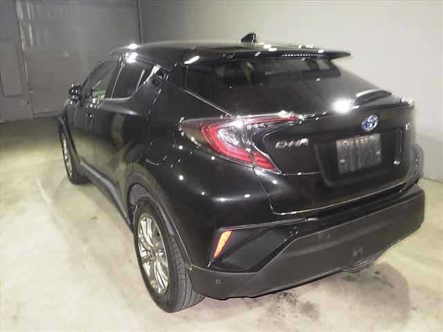 TOYOTA C-HR 2018