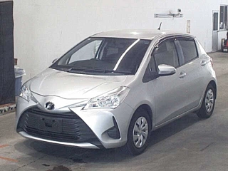 TOYOTA VITZ 2018