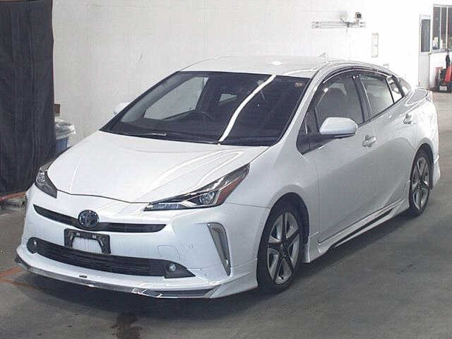 TOYOTA PRIUS 2020