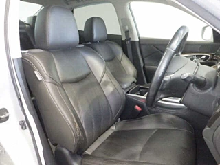 NISSAN FUGA 2010