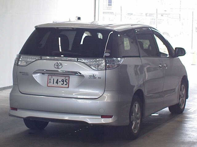 TOYOTA ESTIMA HYBRID 2010