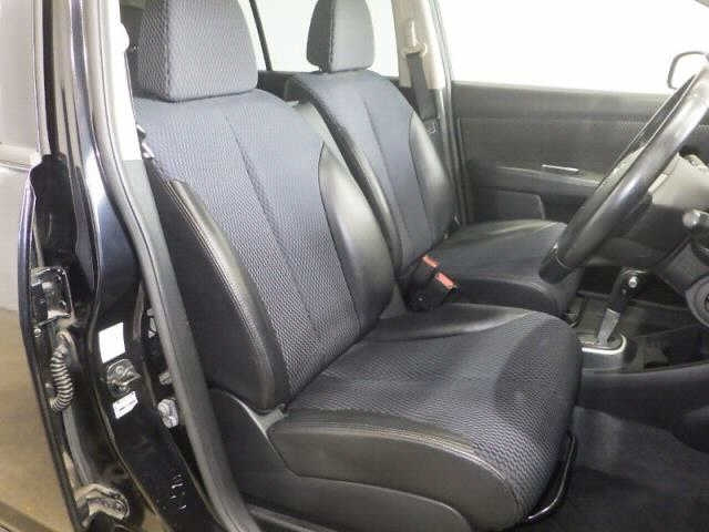NISSAN TIIDA 2010